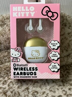 Hello Kitty Gold & White Wireless Bluetooth Earbuds with Charging Case